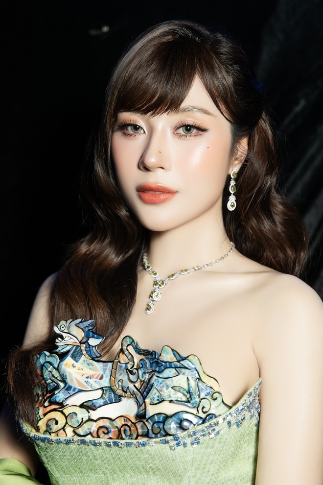 Cận cảnh nhan sắc ng&agrave;y c&agrave;ng thăng hạng của Hoa hậu T&ocirc; Diệp H&agrave;  - Ảnh 5.