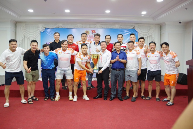 Chuỗi hoạt động ch&iacute;nh trị, giao lưu văn h&oacute;a, thể thao của Bộ C&ocirc;ng an tại TP HCM - Ảnh 3.