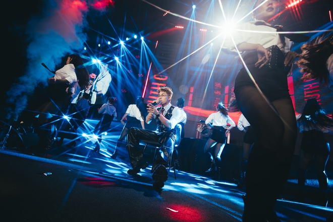 J-UNZIP: Ng&agrave;y Jun Phạm nở hoa rực rỡ  - Ảnh 13.