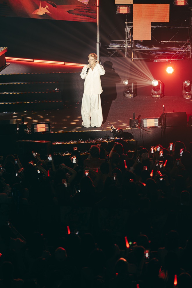 J-UNZIP: Ng&agrave;y Jun Phạm nở hoa rực rỡ  - Ảnh 7.