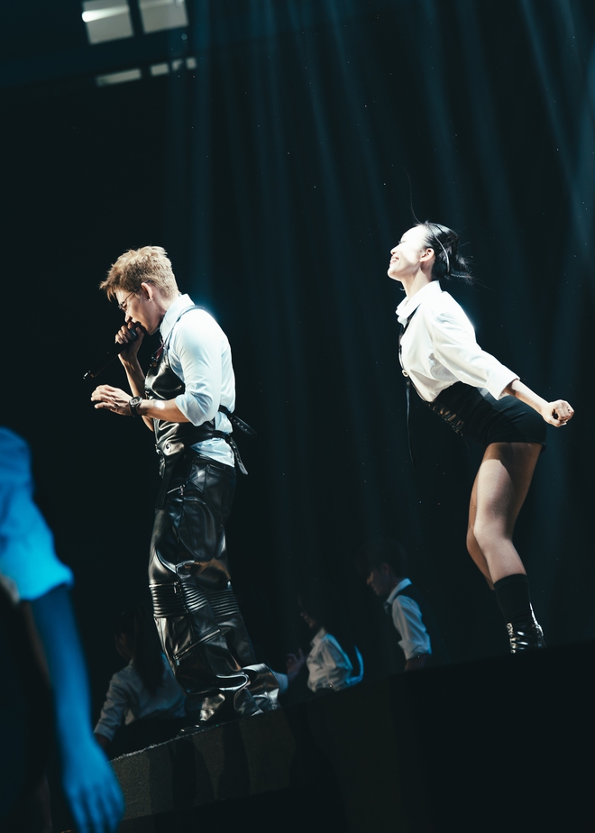 J-UNZIP: Ng&agrave;y Jun Phạm nở hoa rực rỡ  - Ảnh 12.