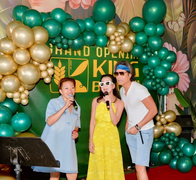 Ca sĩ Trizzie Phương Trinh m&ecirc; b&aacute;nh m&igrave; n&ecirc;n mở lu&ocirc;n tiệm b&aacute;nh m&igrave;  - Ảnh 6.