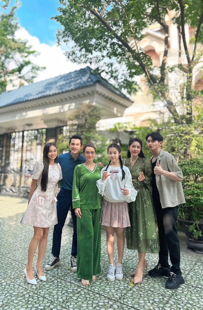 Con trai Minh Nh&iacute;: "T&ocirc;i biết m&igrave;nh kh&ocirc;ng xuất sắc nhưng t&ocirc;i kh&ocirc;ng bỏ cuộc" - Ảnh 3.