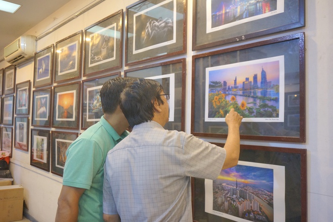 Chi&ecirc;m ngưỡng sắc m&agrave;u qu&ecirc; hương qua ống k&iacute;nh nhiếp ảnh nữ - Ảnh 3.