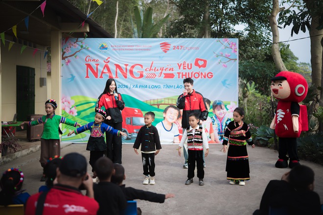 Hoa hậu Thanh Thủy "debut" l&agrave;m ca sĩ giữa s&acirc;n trường v&ugrave;ng cao  - Ảnh 6.