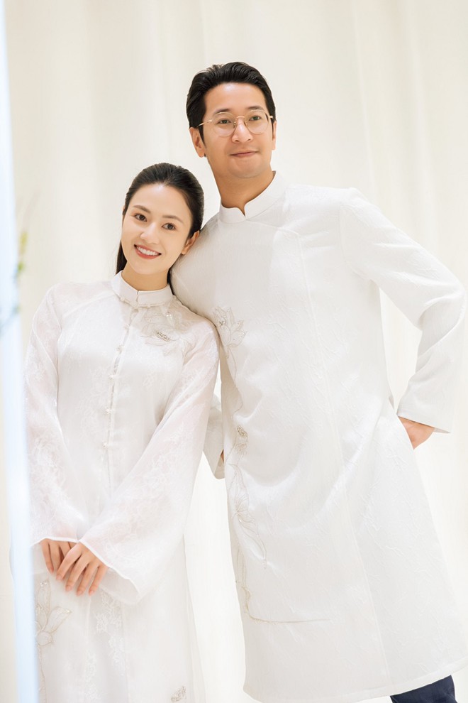 Diễn vi&ecirc;n Việt Hoa ch&iacute;nh thức l&ecirc;n xe hoa sau 5 năm ho&atilde;n cưới - Ảnh 2.