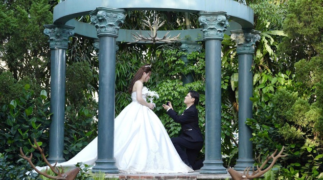 Trưởng G&aacute;nh h&aacute;t l&ocirc; t&ocirc; Bảo Nguyệt C&aacute;t v&agrave; m&oacute;n qu&agrave; &acirc;m nhạc mừng 8-3  - Ảnh 4.