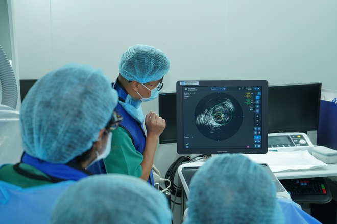 Cụ &ocirc;ng 89 tuổi tho&aacute;t nguy cơ hoại tử chi nhờ can thiệp laser nội mạch - Ảnh 2.