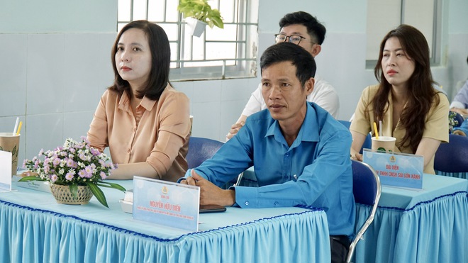 X&atilde; Hưng Long, TPHCM: Lan tỏa kh&ocirc;ng gian xanh từ phong tr&agrave;o &ldquo;Th&agrave;nh phố mu&ocirc;n sắc hoa&rdquo; - Ảnh 2.