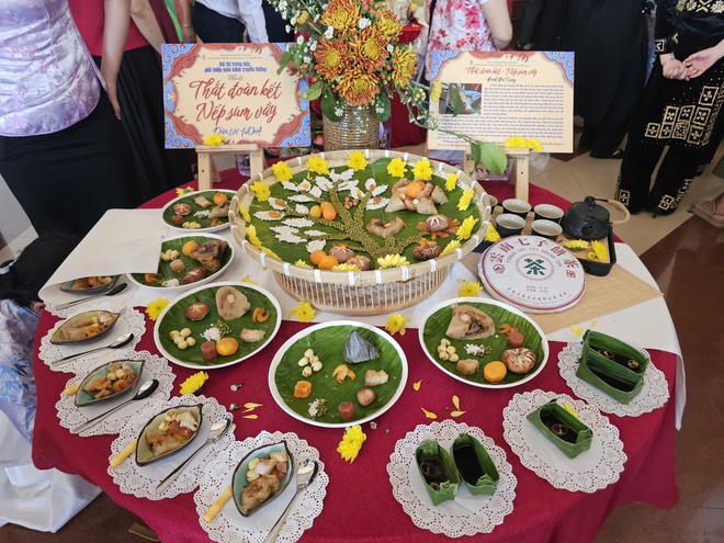 S&ocirc;i nổi c&aacute;c hoạt động ch&agrave;o mừng Ng&agrave;y Văn h&oacute;a c&aacute;c d&acirc;n tộc Việt Nam - Ảnh 8.