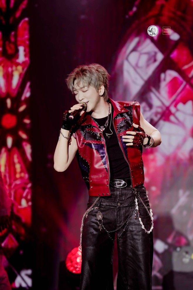 Nhạc sĩ Huỳnh Quốc Huy: "&Aacute;p lực lớn nhất l&agrave; li&ecirc;n tục n&acirc;ng cấp ch&iacute;nh m&igrave;nh v&agrave; Tăng Ph&uacute;c"  - Ảnh 10.