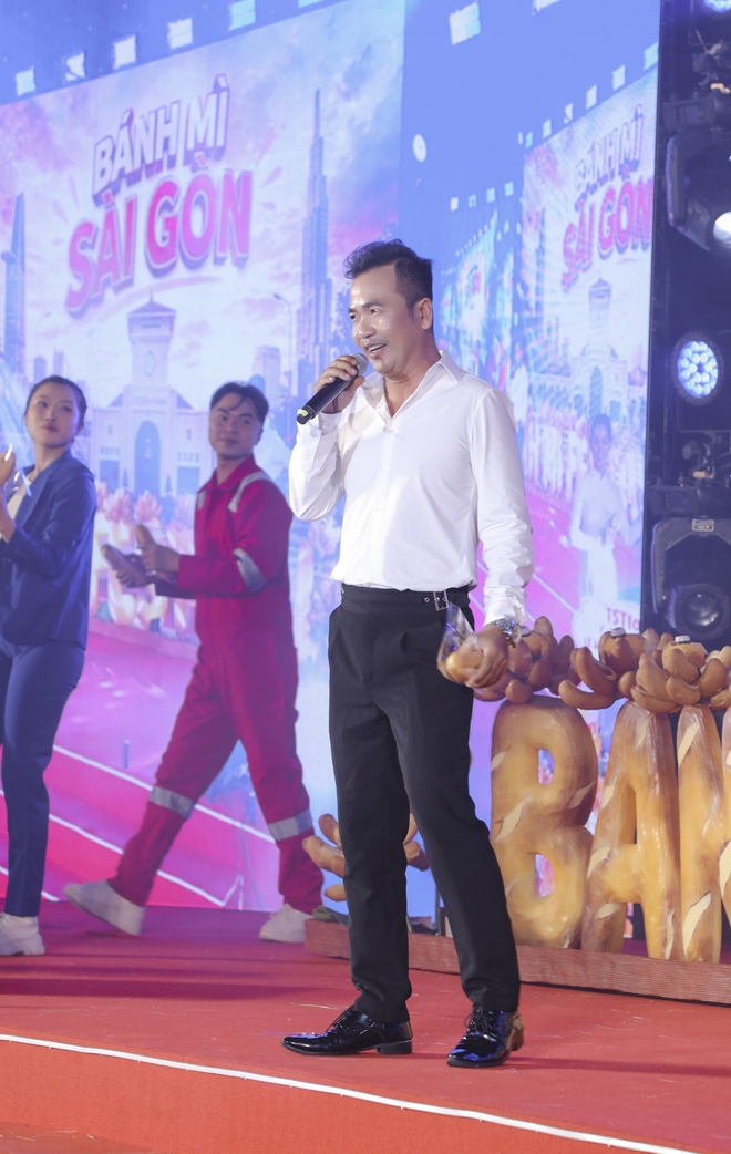 Ca kh&uacute;c "B&aacute;nh m&igrave; S&agrave;i G&ograve;n" ấn tượng ở Lễ hội B&aacute;nh m&igrave; Việt Nam 2026  - Ảnh 2.