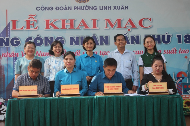 Th&aacute;ng C&ocirc;ng nh&acirc;n: Người lao động hạnh ph&uacute;c khi được chăm lo, tặng bếp ấm  - Ảnh 2.