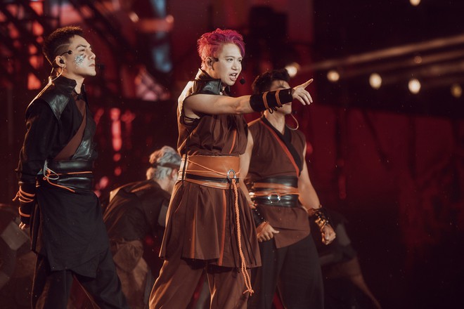 "Gai Home" concert: Kh&eacute;p lại h&agrave;nh tr&igrave;nh rực rỡ của Anh trai vượt ng&agrave;n ch&ocirc;ng gai 2024  - Ảnh 16.