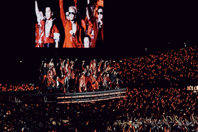 "Gai Home" concert: Kh&eacute;p lại h&agrave;nh tr&igrave;nh rực rỡ của Anh trai vượt ng&agrave;n ch&ocirc;ng gai 2024  - Ảnh 6.