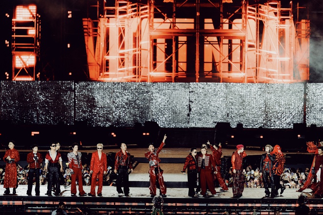 "Gai Home" concert: Kh&eacute;p lại h&agrave;nh tr&igrave;nh rực rỡ của Anh trai vượt ng&agrave;n ch&ocirc;ng gai 2024  - Ảnh 2.