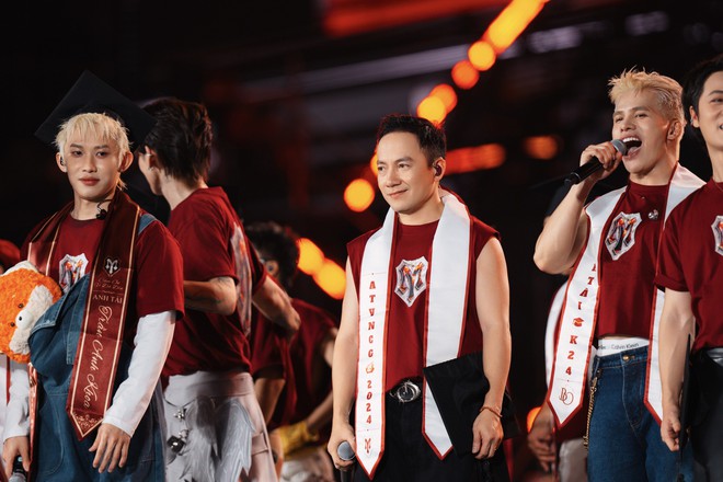 "Gai Home" concert: Kh&eacute;p lại h&agrave;nh tr&igrave;nh rực rỡ của Anh trai vượt ng&agrave;n ch&ocirc;ng gai 2024  - Ảnh 32.