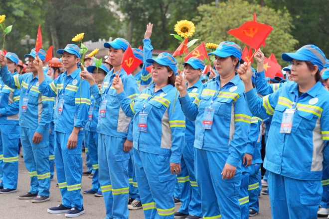 Trọng thể kỷ niệm 140 năm Ng&agrave;y Quốc tế Lao động v&agrave; tuy&ecirc;n dương chủ tịch C&ocirc;ng đo&agrave;n cơ sở xuất sắc - Ảnh 6.