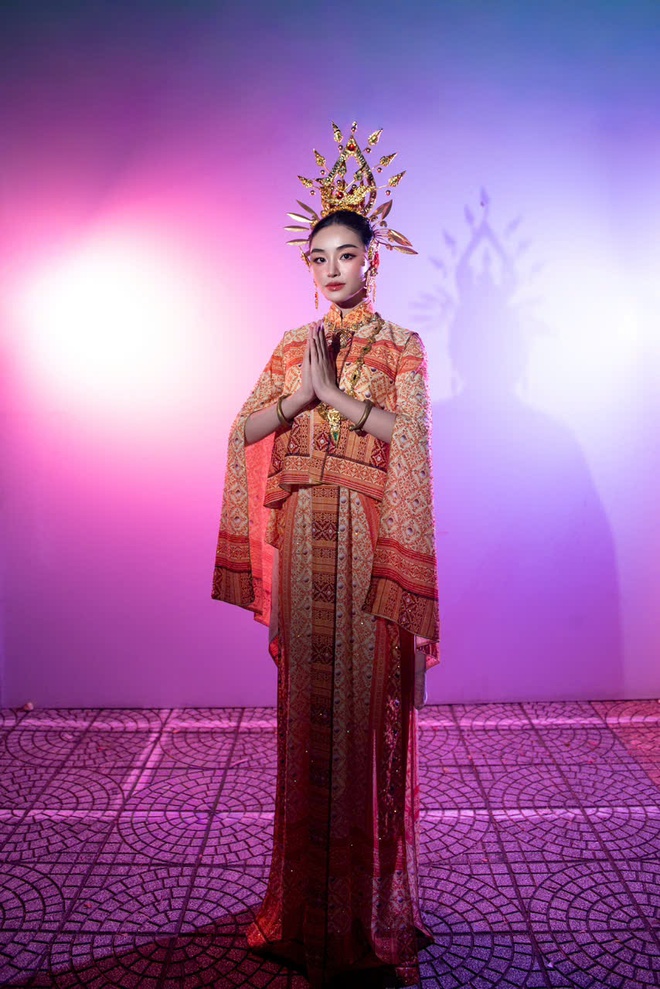 Đ&agrave;m Vĩnh Hưng v&agrave; con trai diễn &aacute;o d&agrave;i Việt H&ugrave;ng  - Ảnh 26.