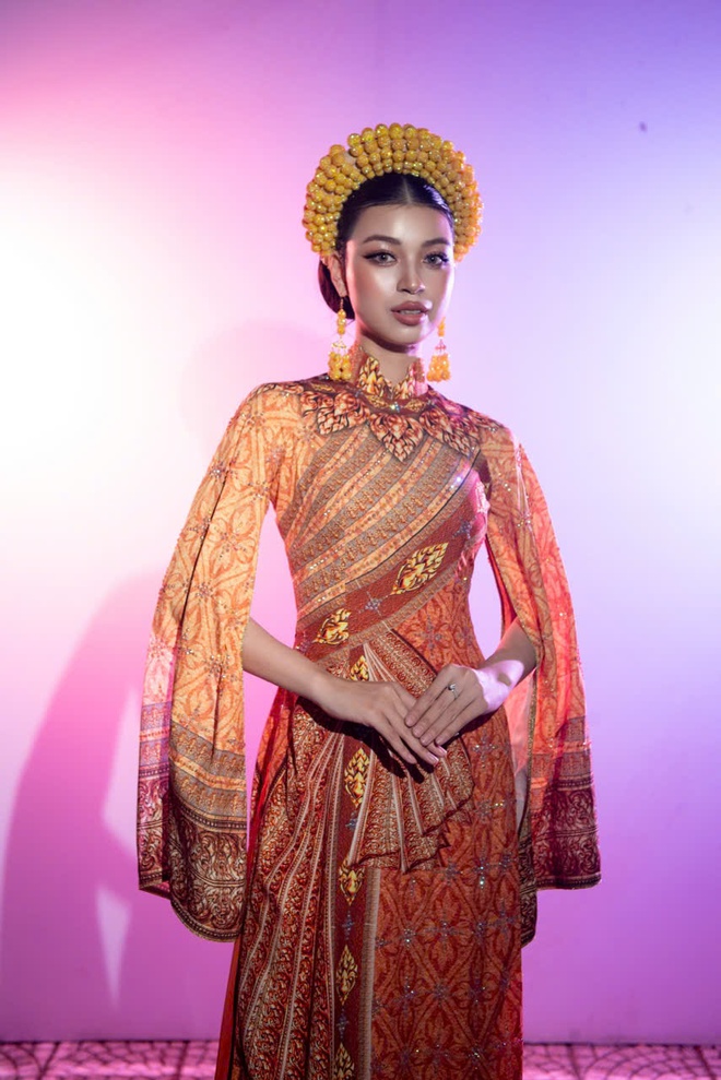 Đ&agrave;m Vĩnh Hưng v&agrave; con trai diễn &aacute;o d&agrave;i Việt H&ugrave;ng  - Ảnh 21.