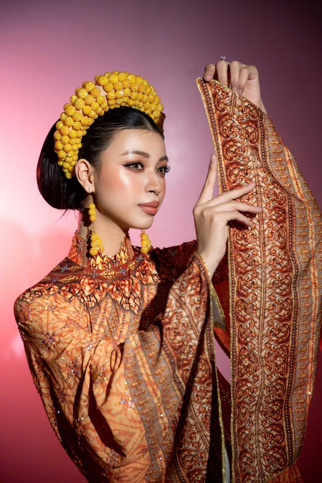 Đ&agrave;m Vĩnh Hưng v&agrave; con trai diễn &aacute;o d&agrave;i Việt H&ugrave;ng  - Ảnh 25.