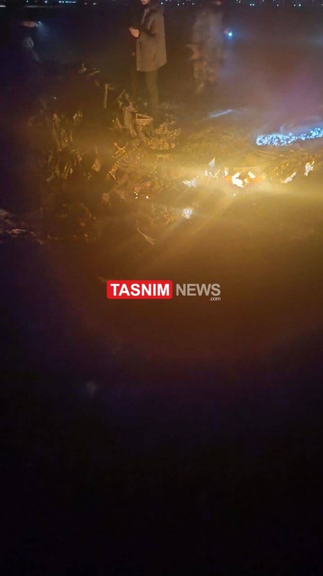 Iran bắn rơi m&aacute;y bay Mỹ thứ 2, một th&agrave;nh vi&ecirc;n phi h&agrave;nh đo&agrave;n F-15 vẫn mất t&iacute;ch - Ảnh 4.