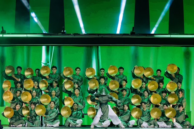 Giấc mơ của "ph&ugrave; thủy chuyển động" Mạnh Quyền  - Ảnh 14.