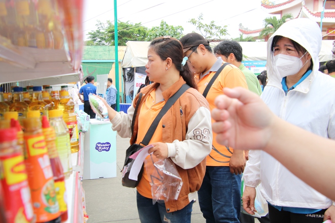 S&ocirc;i nổi Th&aacute;ng C&ocirc;ng nh&acirc;n - Ảnh 7.