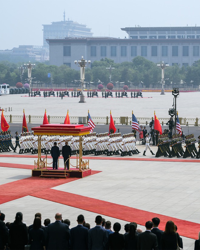 Ng&agrave;y đầu l&agrave;m việc tại Bắc Kinh của &ocirc;ng Donald Trump - Ảnh 6.
