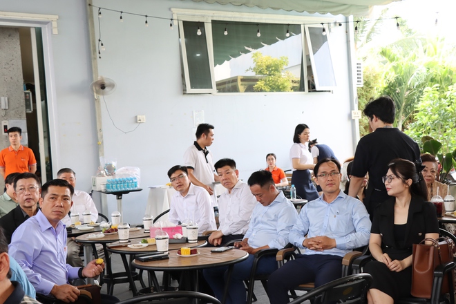 X&atilde; cửa ng&otilde; TPHCM &ldquo;c&agrave; ph&ecirc; c&ugrave;ng doanh nghiệp&rdquo;, mở hướng h&uacute;t đầu tư - Ảnh 3.