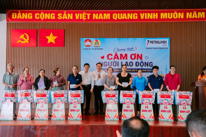 X&atilde; B&igrave;nh Lợi, TPHCM: Tri &acirc;n người lao động bằng những hoạt động thiết thực, nghĩa t&igrave;nh - Ảnh 10.