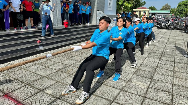 S&ocirc;i nổi hoạt động văn h&oacute;a, thể thao học v&agrave; l&agrave;m theo B&aacute;c - Ảnh 12.