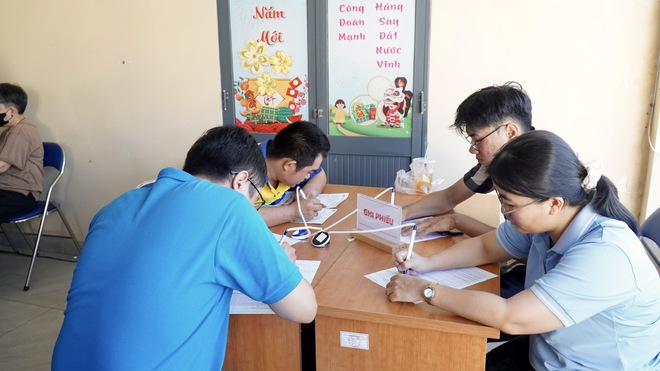 Lan tỏa nghĩa cử đẹp từ ng&agrave;y hội hiến m&aacute;u của đo&agrave;n vi&ecirc;n, CNVC-LĐ - Ảnh 4.