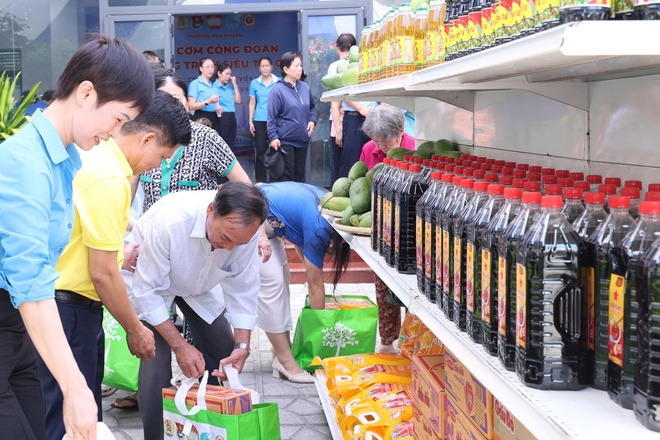 Ng&agrave;y hội &yacute; nghĩa d&agrave;nh cho đo&agrave;n vi&ecirc;n, người lao động phường Ph&uacute; Nhuận - Ảnh 6.