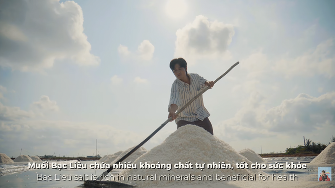 Vlogger Quan Kh&ocirc;ng Gờ mang miền T&acirc;y l&ecirc;n YouTube bằng những khung h&igrave;nh điện ảnh  - Ảnh 29.