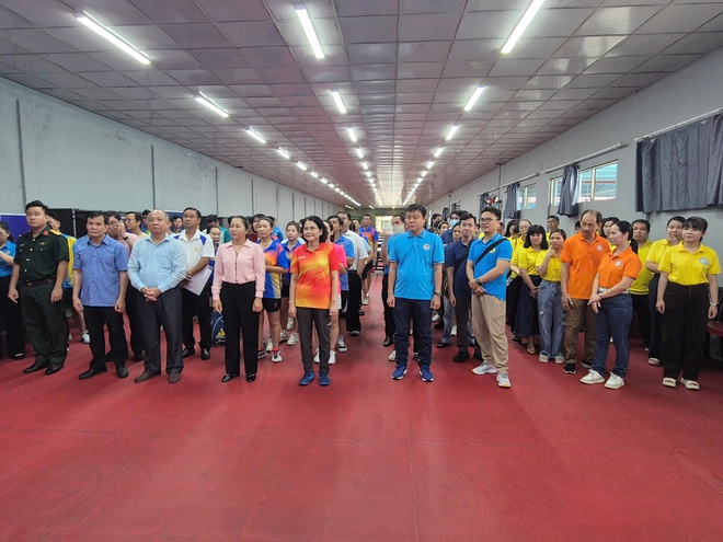 Sôi nổi giải bóng bàn CNVC-LĐ phường Trung Mỹ Tây - Ảnh 6.