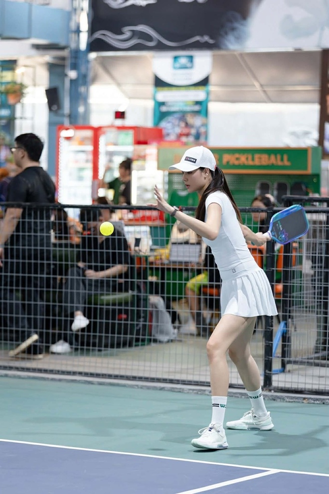 Si&ecirc;u mẫu Kỳ H&acirc;n: "Pickleball kh&ocirc;ng chỉ l&agrave; cuộc chơi, đ&oacute; l&agrave; c&aacute;ch t&ocirc;i sống trọn vẹn hơn mỗi ng&agrave;y" - Ảnh 8.