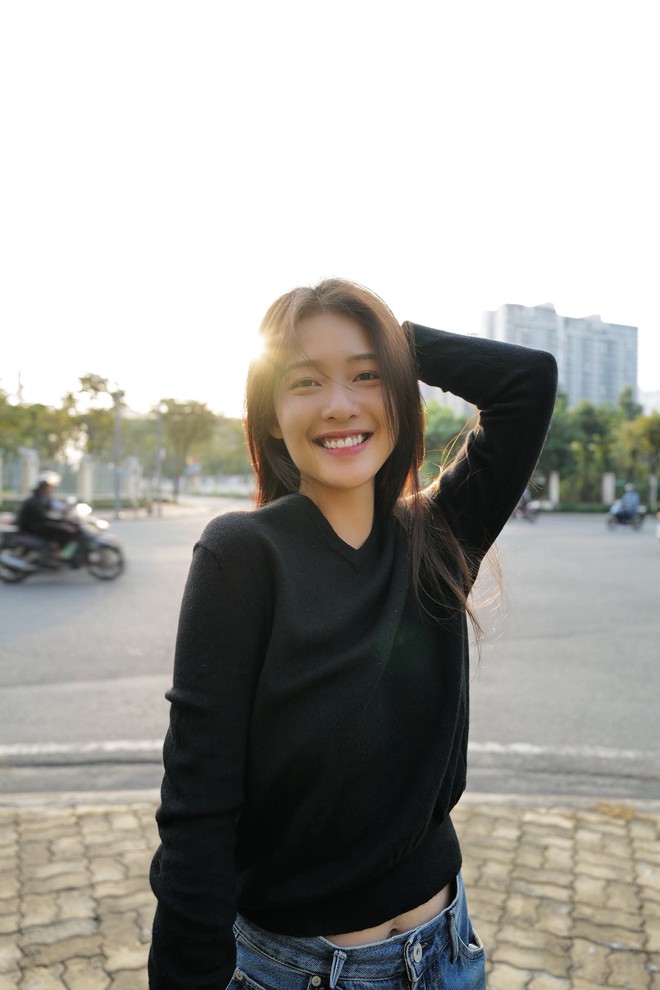 Diễn vi&ecirc;n Khả Ng&acirc;n khiến kh&aacute;n giả "cho&aacute;ng"  - Ảnh 7.