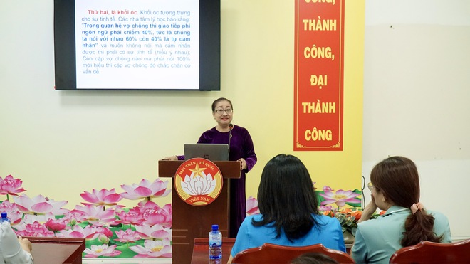 Trang bị kiến thức xây dựng gia đình hạnh phúc cho đoàn viên - lao động - Ảnh 5.