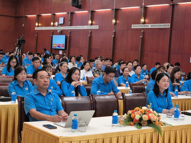 Quán tri&ecirc;̣t Nghị quyết Đại h&ocirc;̣i C&ocirc;ng đoàn Vi&ecirc;̣t Nam l&acirc;̀n thứ XIV đến c&aacute;n bộ C&ocirc;ng đo&agrave;n TPHCM - Ảnh 4.
