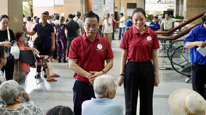 Phường Chợ Lớn ph&aacute;t động chuỗi hoạt động ch&agrave;o mừng 50 năm TPHCM mang t&ecirc;n B&aacute;c - Ảnh 15.