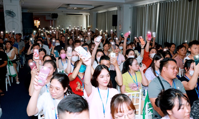 H&agrave;ng trăm gia đ&igrave;nh hiếm muộn hội ngộ, tiếp tục h&agrave;nh tr&igrave;nh t&igrave;m con - Ảnh 3.
