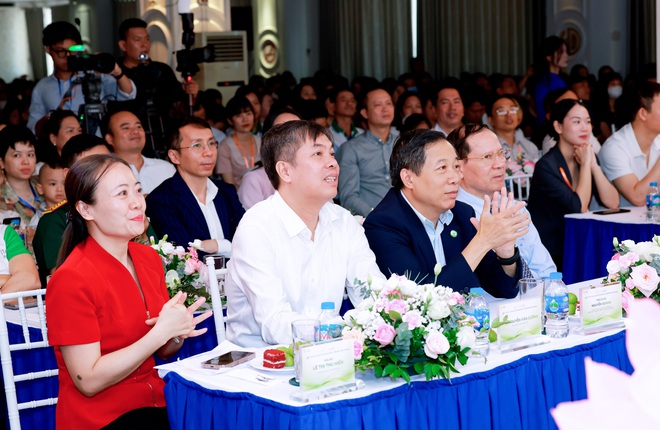 H&agrave;ng trăm gia đ&igrave;nh hiếm muộn hội ngộ, tiếp tục h&agrave;nh tr&igrave;nh t&igrave;m con - Ảnh 2.