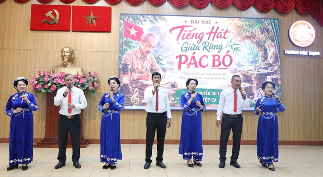 TPHCM: Những c&acirc;u chuyện về B&aacute;c lan tỏa tinh thần đo&agrave;n kết ở phường B&igrave;nh Thạnh - Ảnh 1.