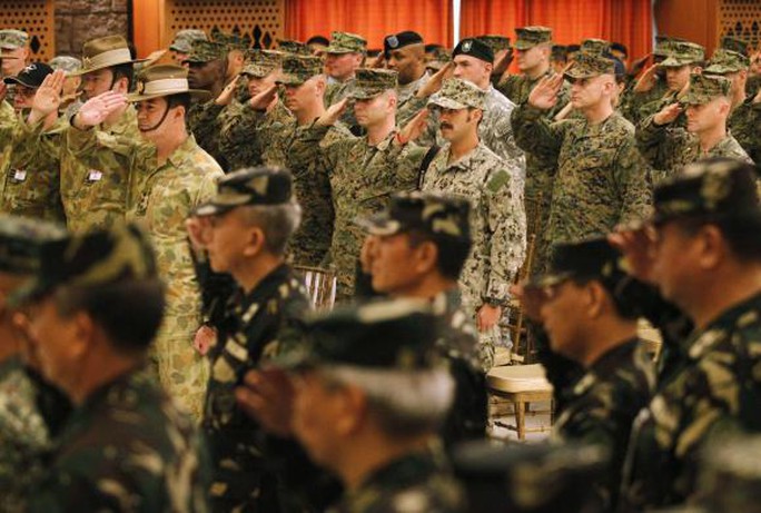 Binh lính Mỹ và Philippines trong lễ khai mạc cuộc tập trận Balikatan 2014 hồi tháng 5 vừa qua ở TP Quezon. Ảnh: Reuters
