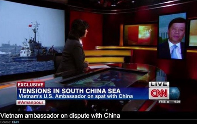 Đại sứ Việt Nam khẳng định Trung Quốc đang “cố tình tìm cách biến khu vực biển thuộc chủ quyền của Việt Nam thành khu vực tranh chấp. Đó là điều không thể chấp nhận được”. Ảnh: CNN