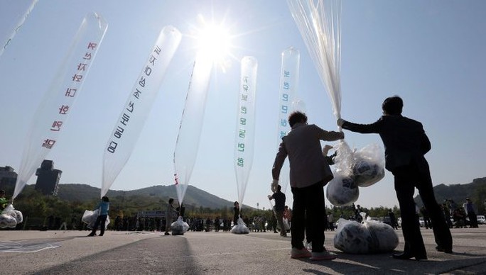 Các nhà hoạt động Hàn Quốc gửi truyền đơn chống Bình Nhưỡng