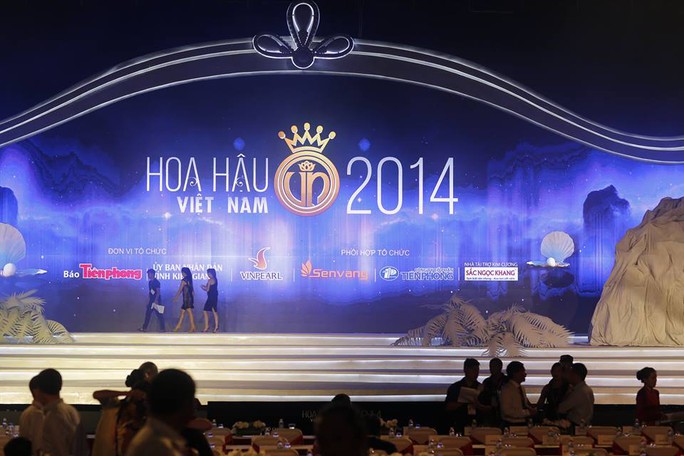 Sân khấu đêm chung kết Hoa hậu Việt Nam 2014