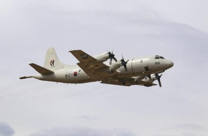 Một chiếc máy bay P-3 Orion của không quân Hàn Quốc tham gia tìm kiếm chiếc máy bay mất tích MH370 hồi tháng 3-2014. Ảnh: Reuters