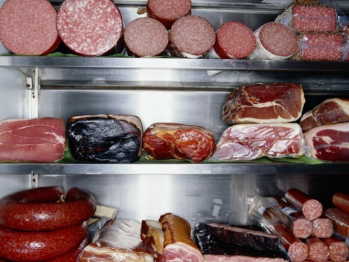 Thịt đã qua chế biến chứa natri nitrat có thể làm tăng nguy cơ tạo ra tế bào ung thư